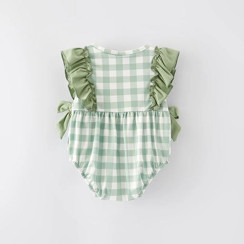 Body Bebê Estiloso Xadrez Verde com Babados e Bordado Criativo – Look Moderno e Confortável